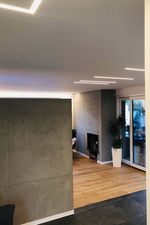 LED Einbauleuchten in abgehängter Rigips-Decke LED Einbauleuchte in abgehängter Rigipsdecke