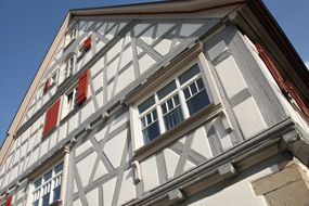 Altbau- und Denkmalpflege Altbau- und Denkmalpflege